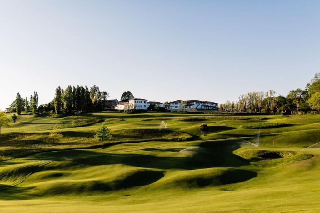 T1 Bis Avec Piscine Vue Golf Et Montagnes Apartment Арконг Екстериор снимка
