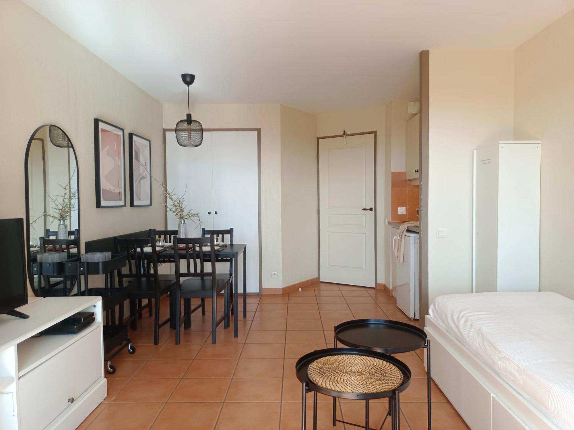 T1 Bis Avec Piscine Vue Golf Et Montagnes Apartment Арконг Екстериор снимка